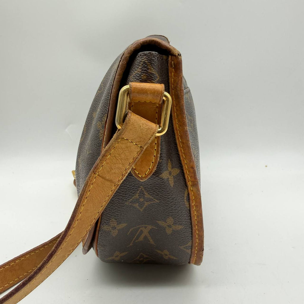 LOUIS VUITTON MENILMONTANT