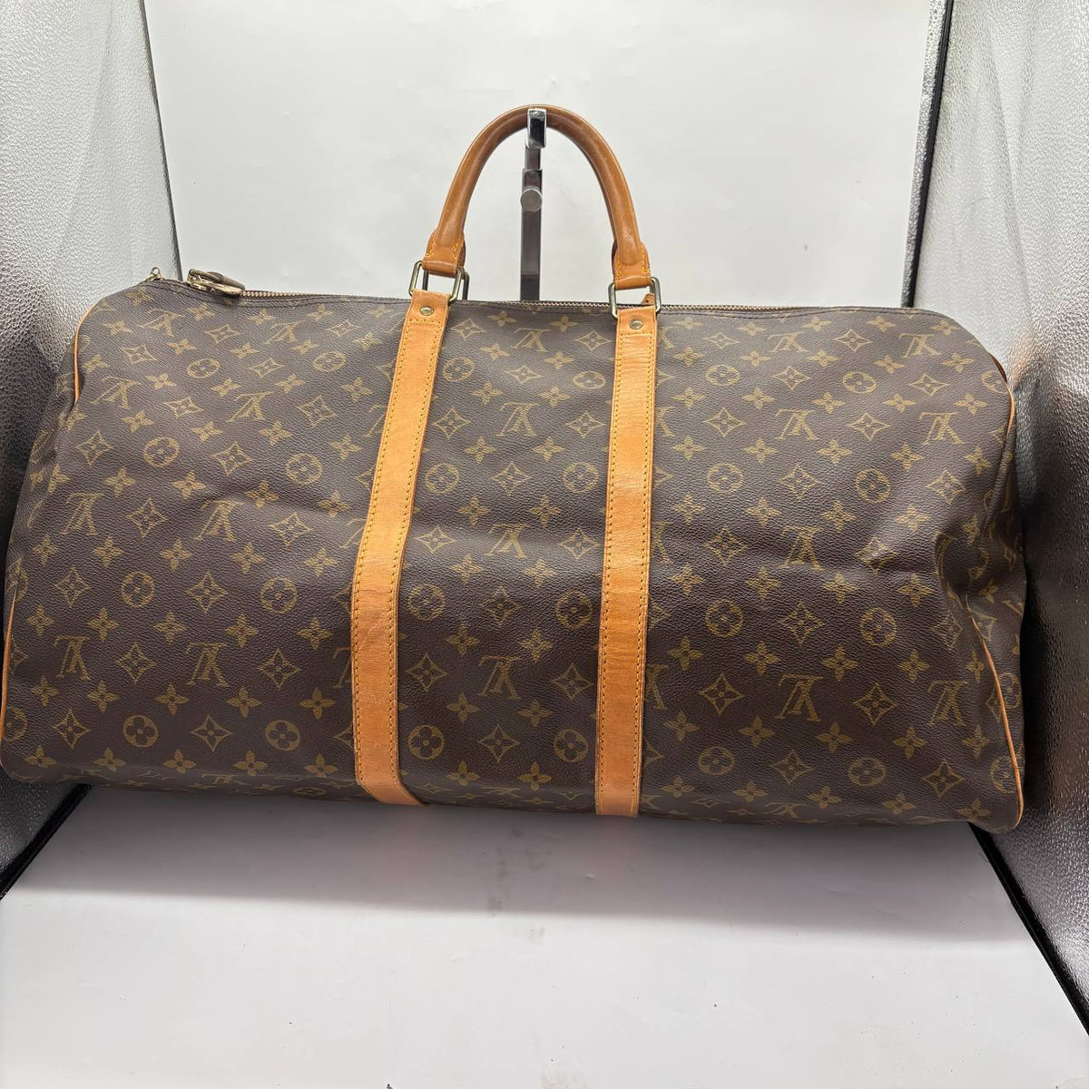 LOUIS VUITTON KEEPALL 60