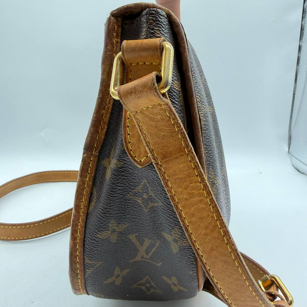 LOUIS VUITTON MENILMONTANT