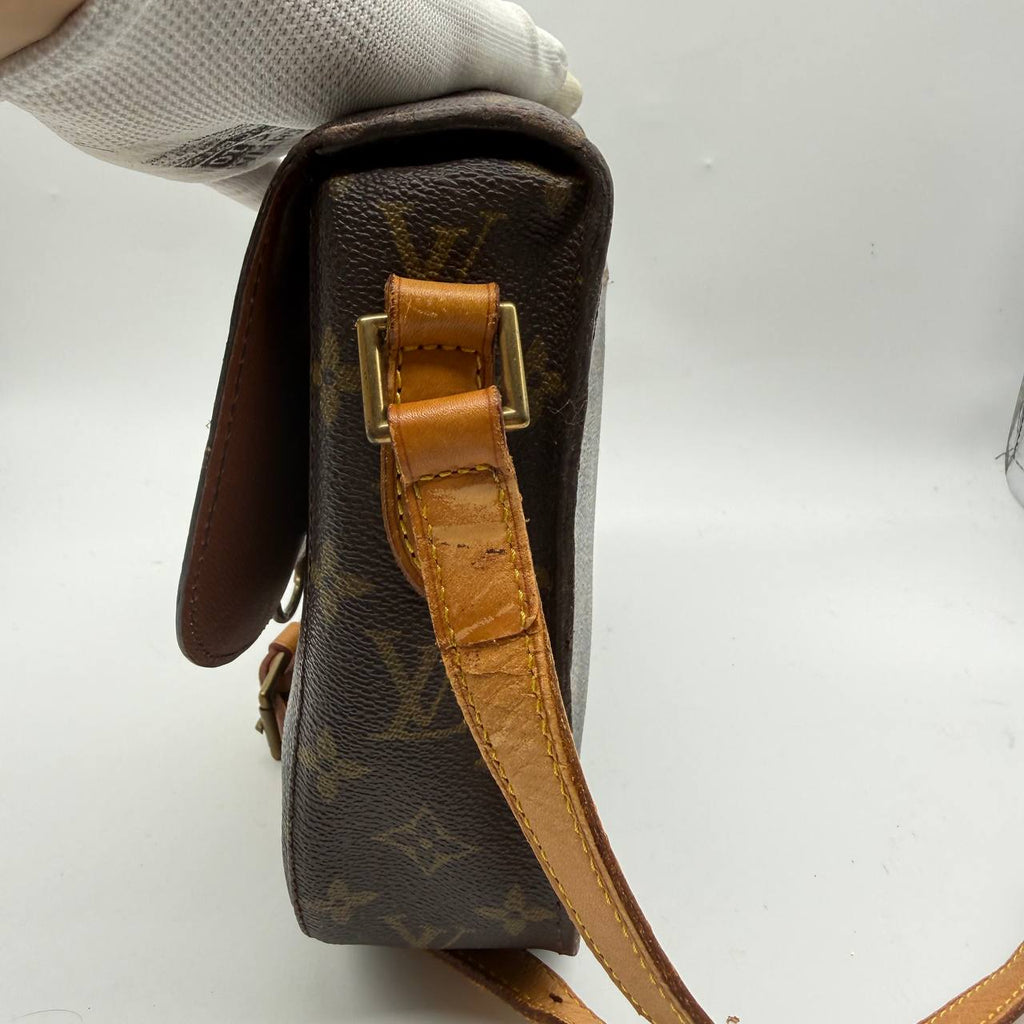 LOUIS VUITTON SAINT CLOUD