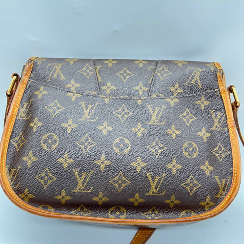 LOUIS VUITTON MENILMONTANT
